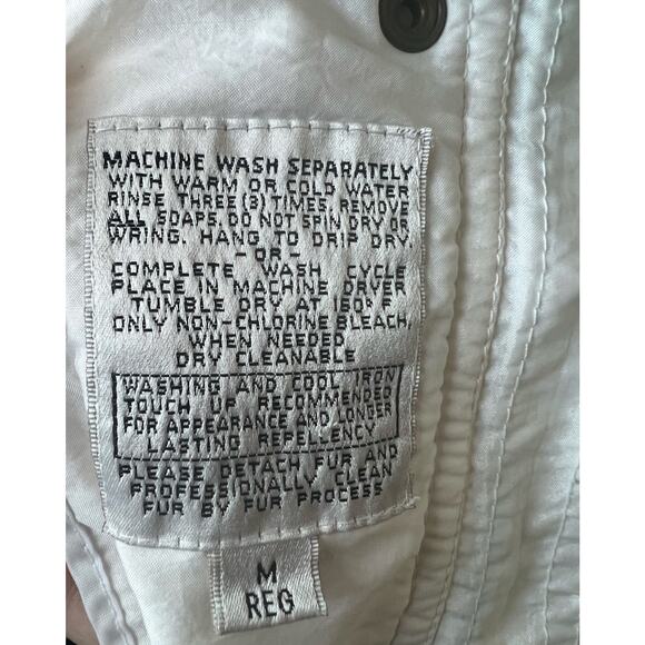 London Fog Ltd White Fur Lined Detachable Hood and Lining Winter Puffer Jacket M - Picture 11 of 11